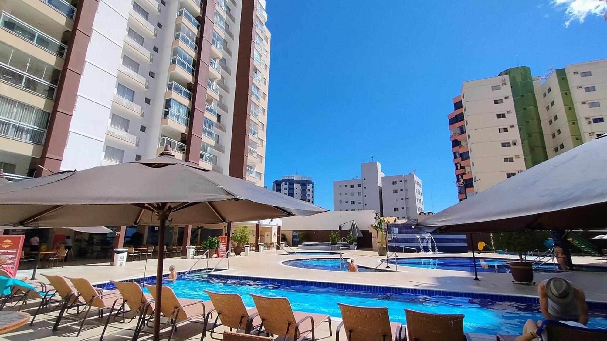 Casa Da Madeira Caldas Novas - Achei Ferias - Com Roupa De Cama Eksteriør bilde